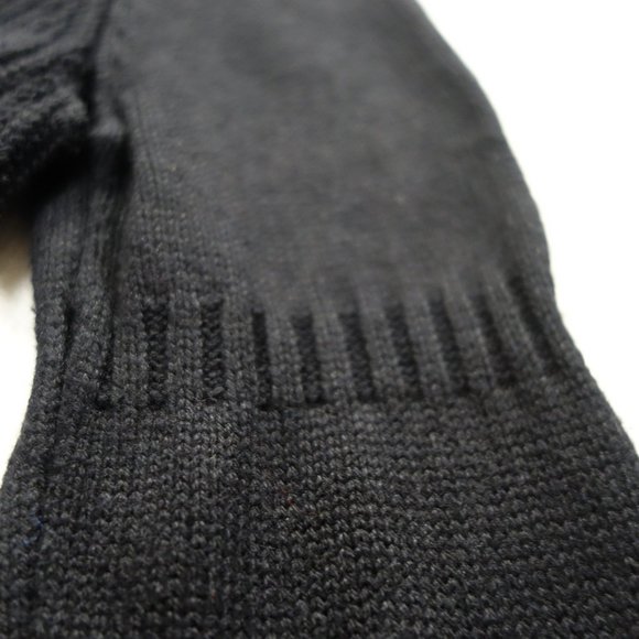 Yoon Sweater - Picture 9 of 10